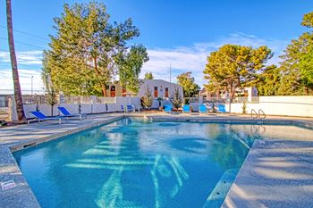 Sparking pool